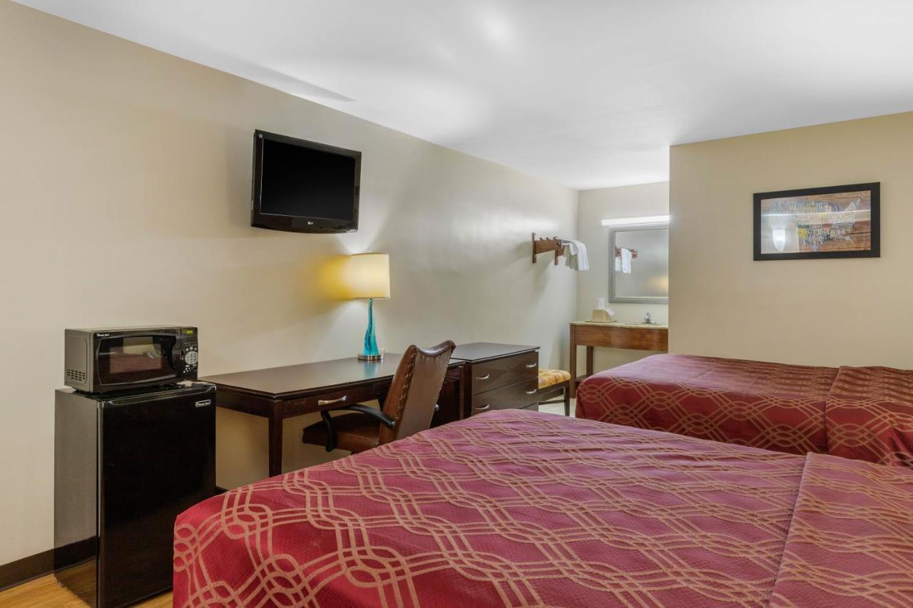 Econo Lodge Gaffney Bagian luar foto