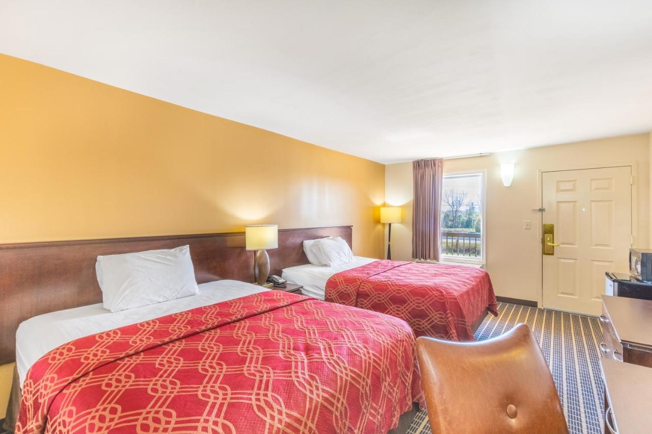 Econo Lodge Gaffney Bagian luar foto
