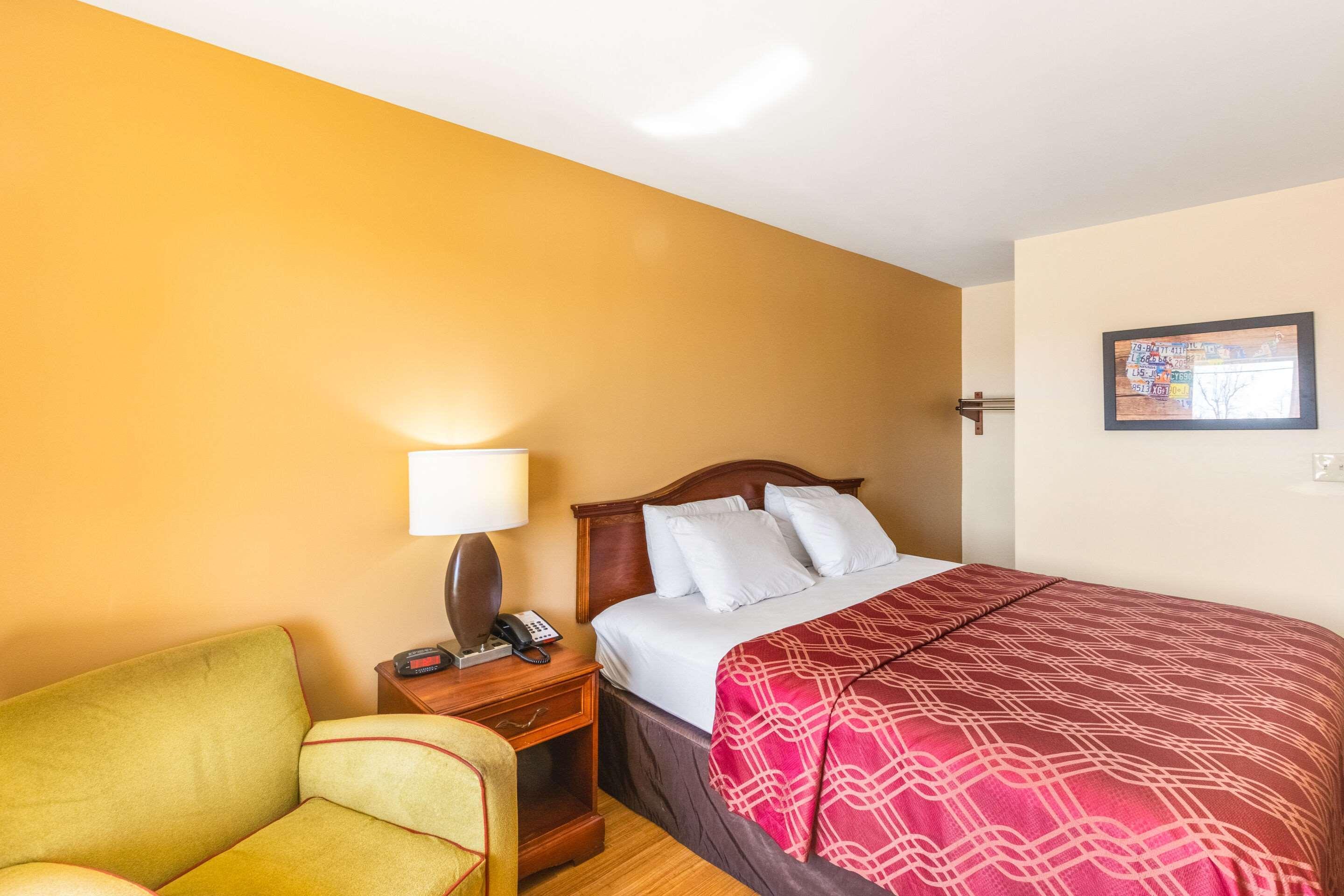 Econo Lodge Gaffney Bagian luar foto
